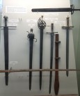 Koupím staré zbraně a Brnění 