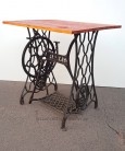 Zahradní stolek - Industrial design.